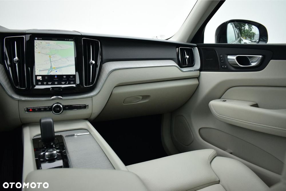Volvo XC 60 - 16