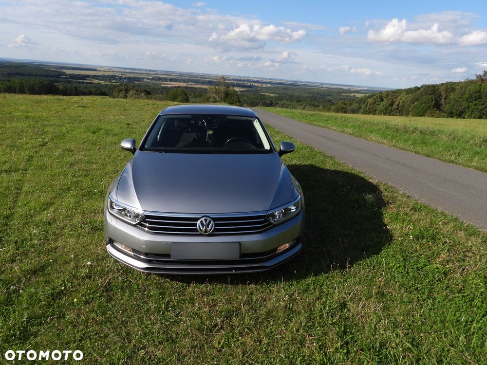 Volkswagen Passat 2.0 TDI BMT Comfortline - 15