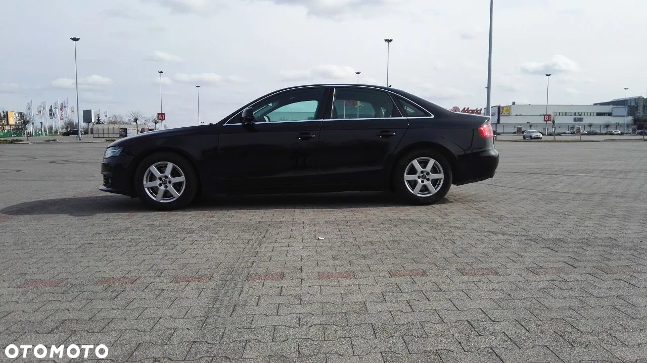 Audi A4 - 4