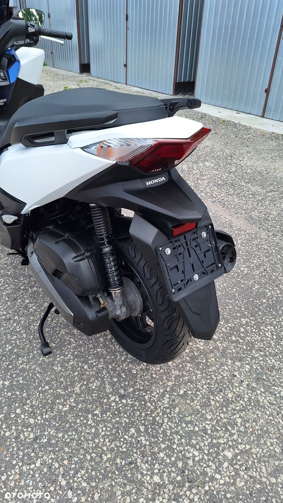 Honda NSS - 8