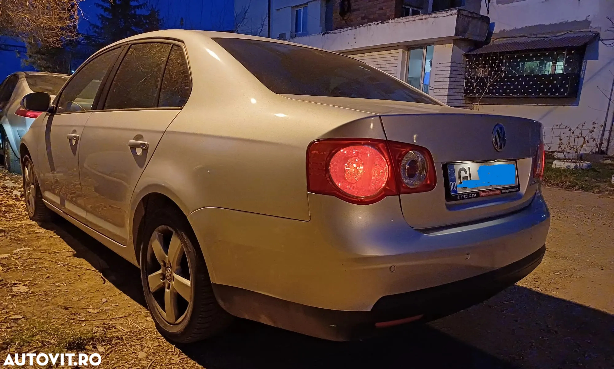 Volkswagen Jetta - 9
