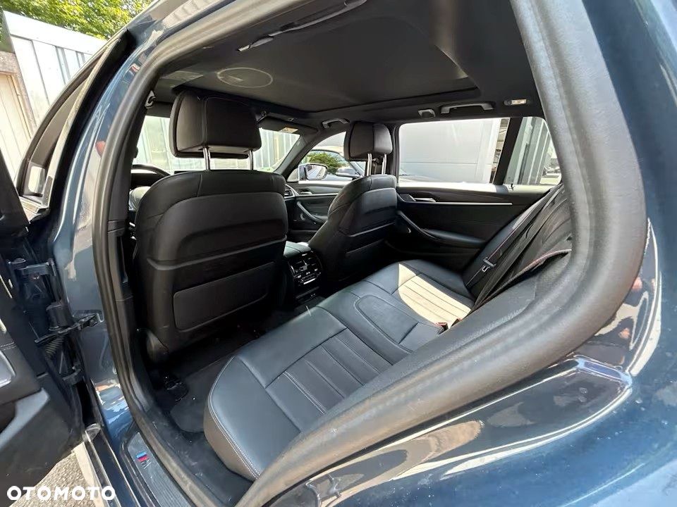 BMW Seria 5 540d xDrive M Sport Edition - 30