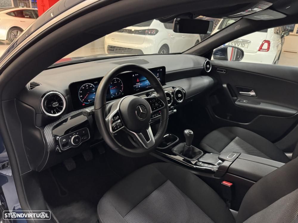 Mercedes-Benz CLA 180 d Style - 26