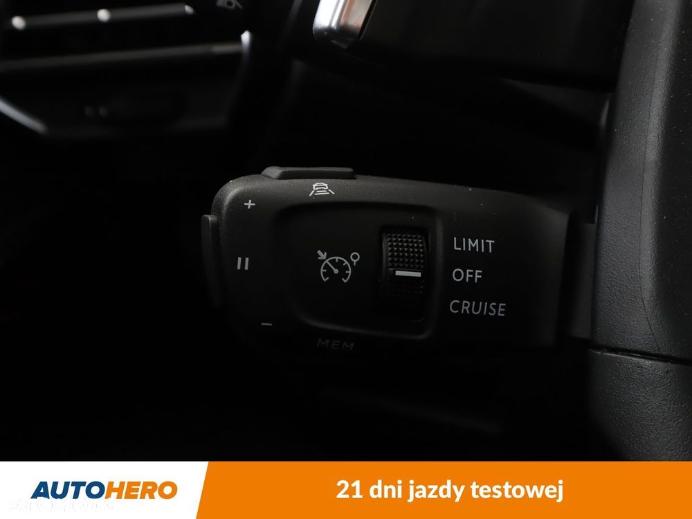 DS Automobiles DS 7 Crossback - 33