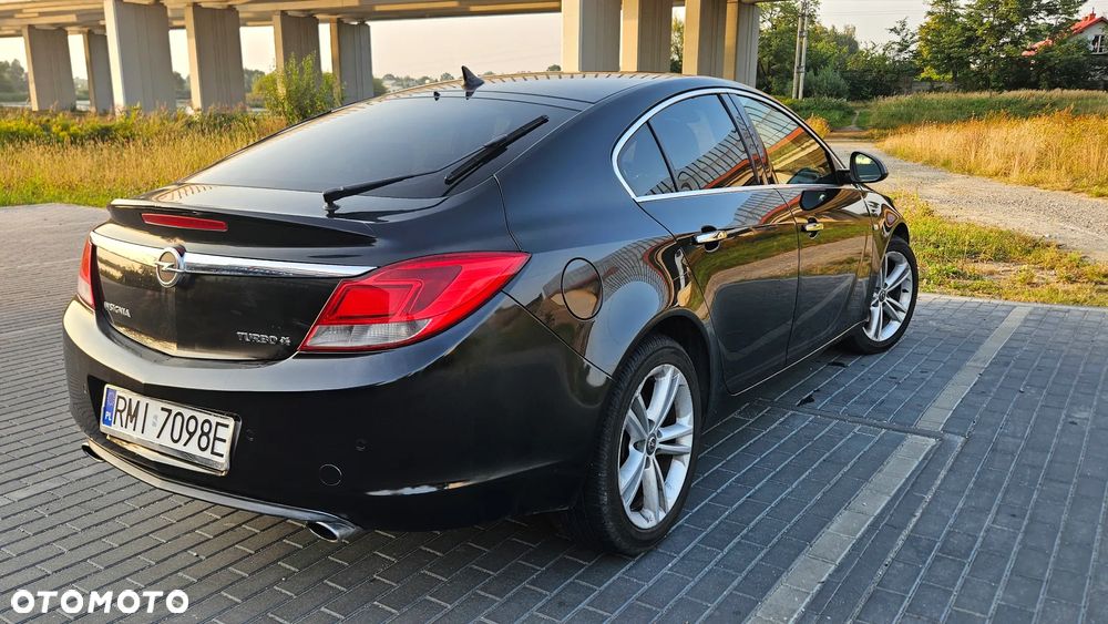 Opel Insignia 2.0 T Cosmo 4x4 - 1