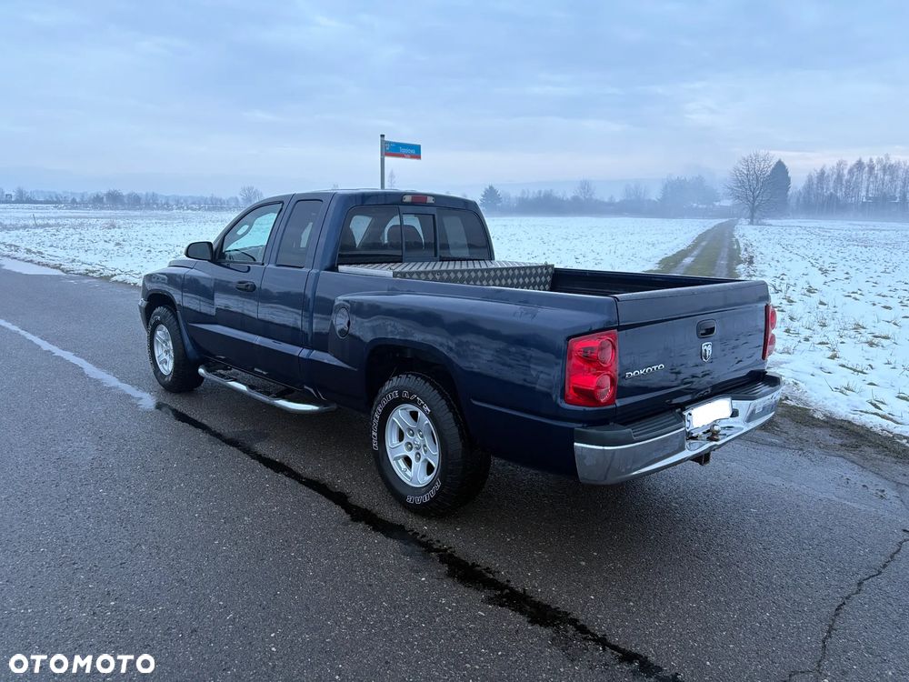 Dodge Dakota - 4