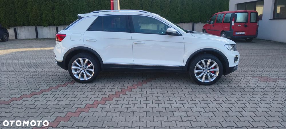 Volkswagen T-Roc - 7