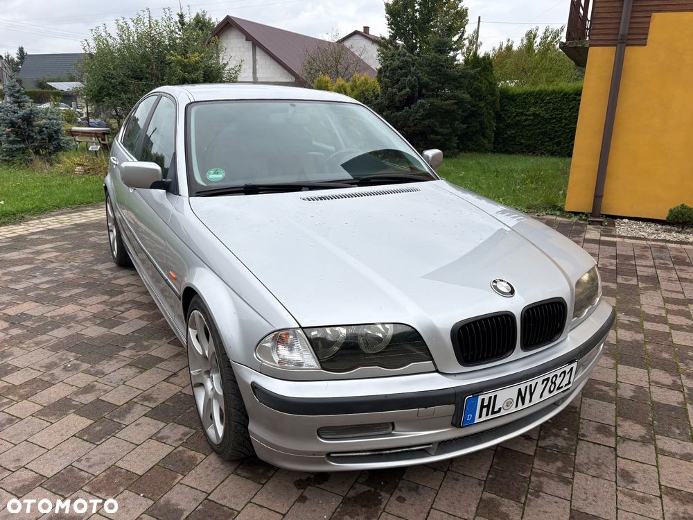 BMW Seria 3 328i - 9