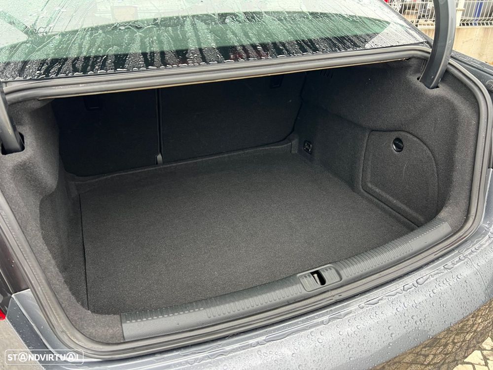 Audi A3 Limousine 30 TDI Design - 11