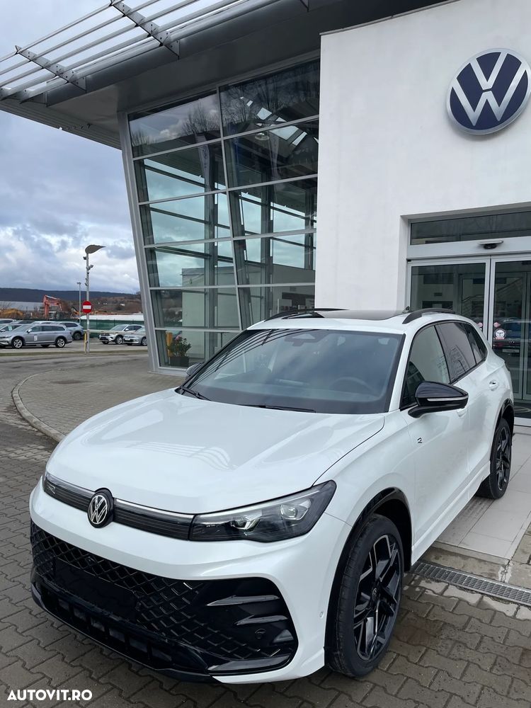 Volkswagen Tiguan - 8