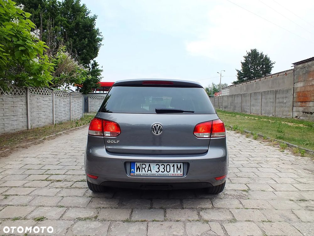 Volkswagen Golf 1.6 Q-Line - 14