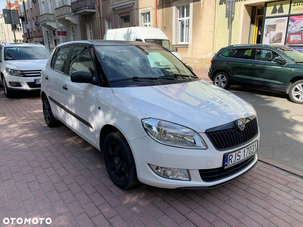 Skoda Fabia 1.2 HTP Cool Colour Edition - 18