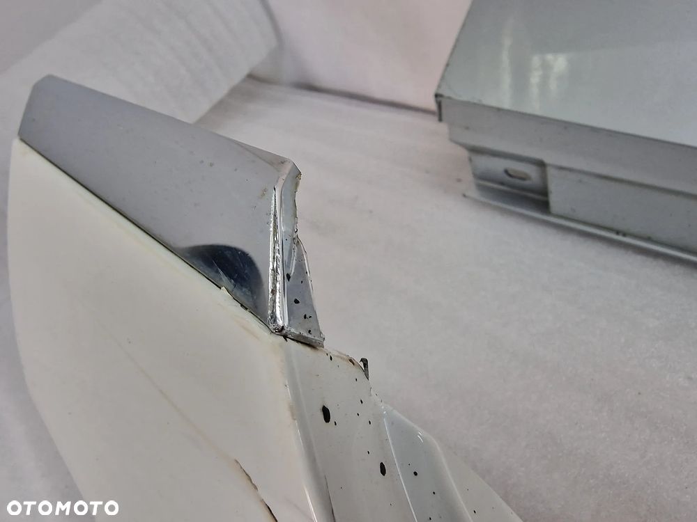 VW PASSAT B8 3G0 14- PRAWA LISTWA PROGOWA / NAKŁADKA PROGU , CZARNA , BIAŁA , SREBRNA , NR 3G0853858F , NR AUKCJI PR347 - 23