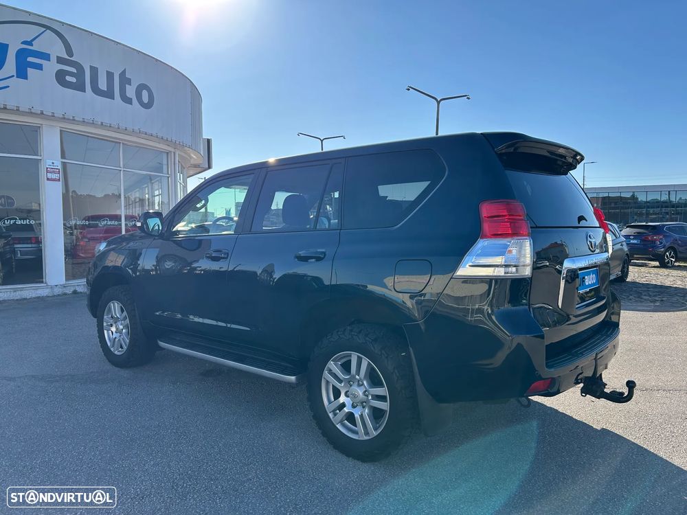 Toyota Land Cruiser - 16