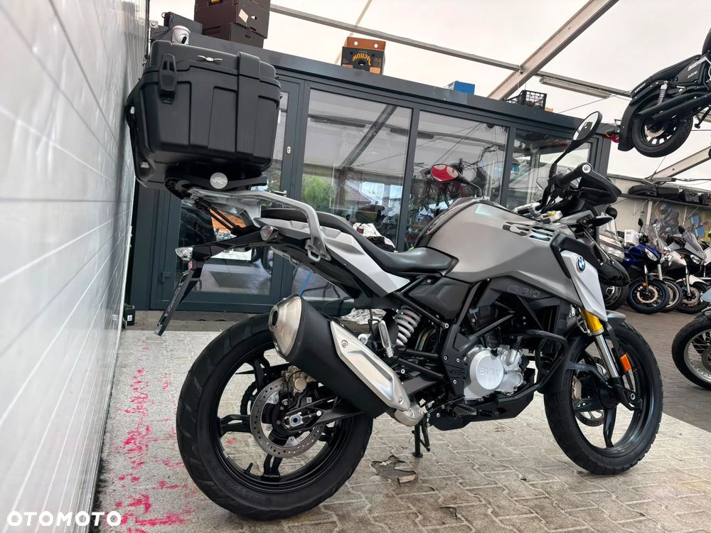 BMW G - 17