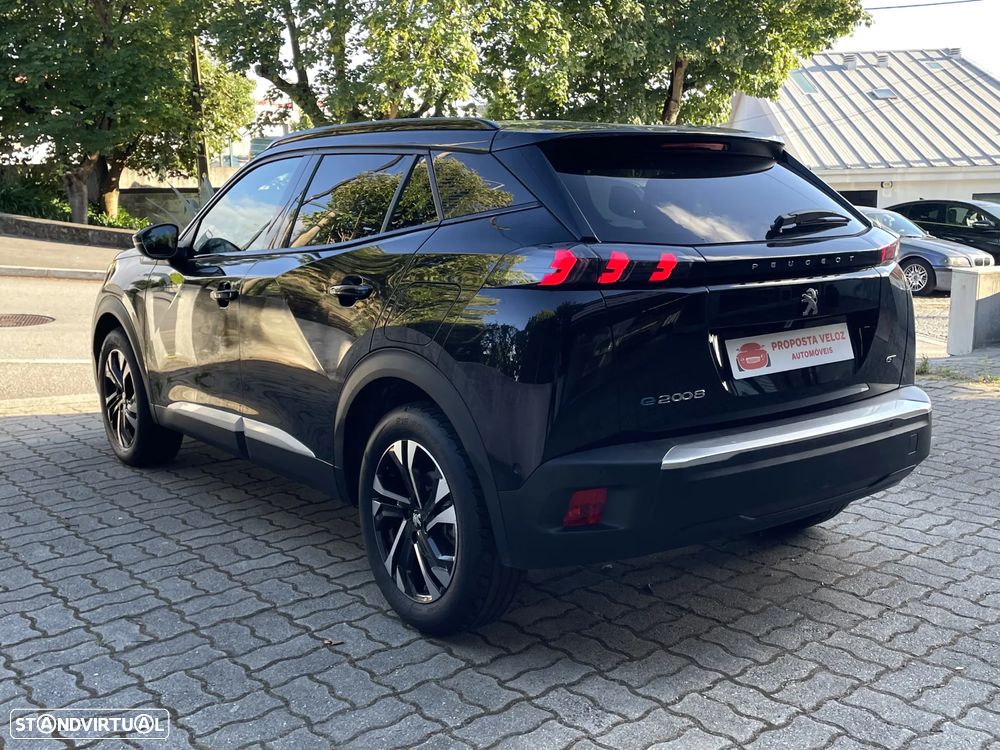 Peugeot e-2008 GT Pack - 5
