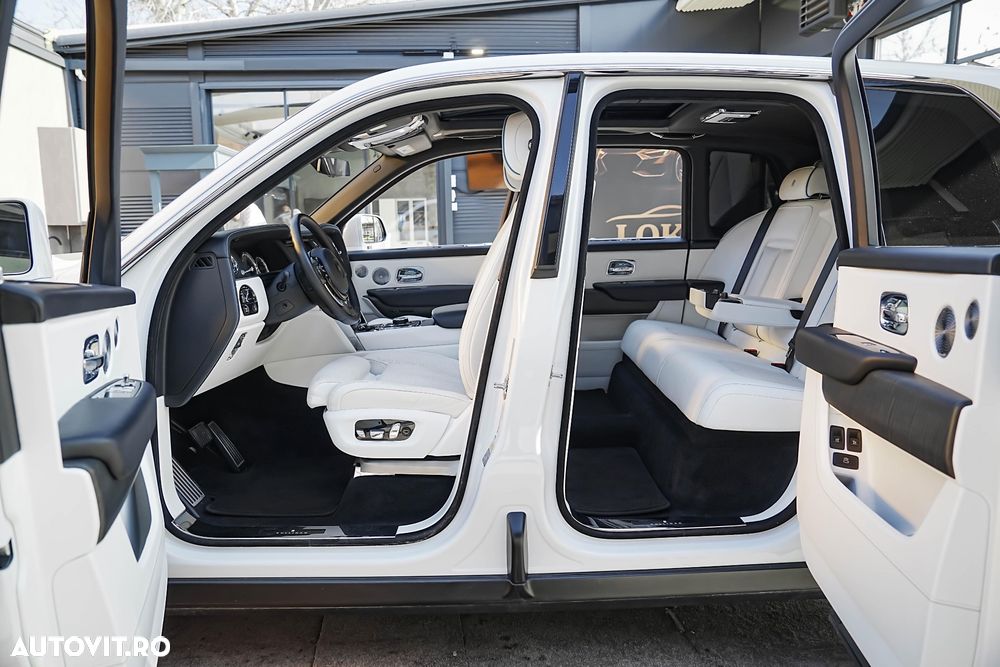 Rolls-Royce Cullinan Standard - 26