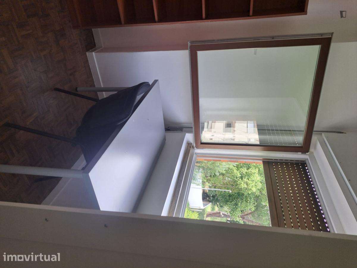 Quarto - localizado em Bairro do Sol Coimbra - Grande imagem: 3/15