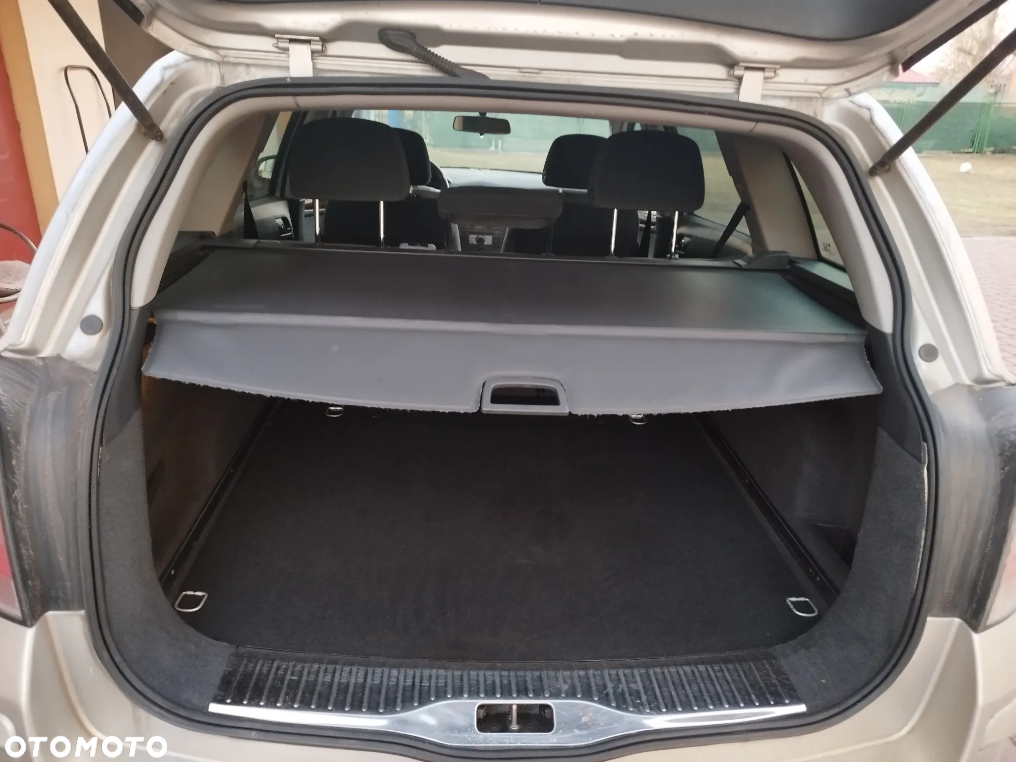 Opel Astra 1.6 - 18