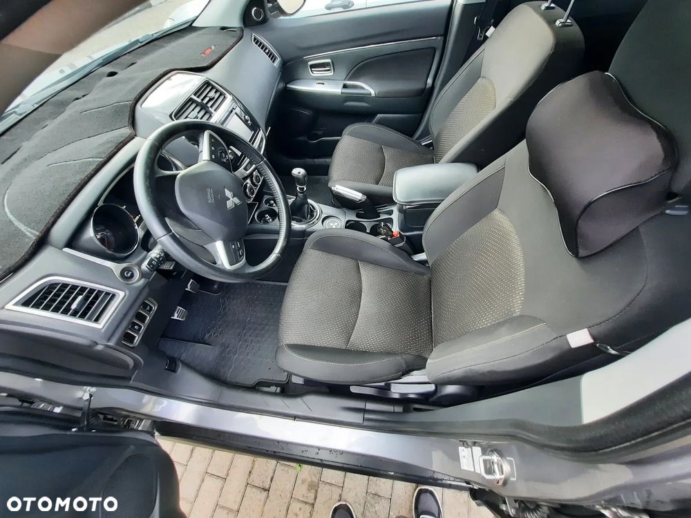 Mitsubishi ASX - 17