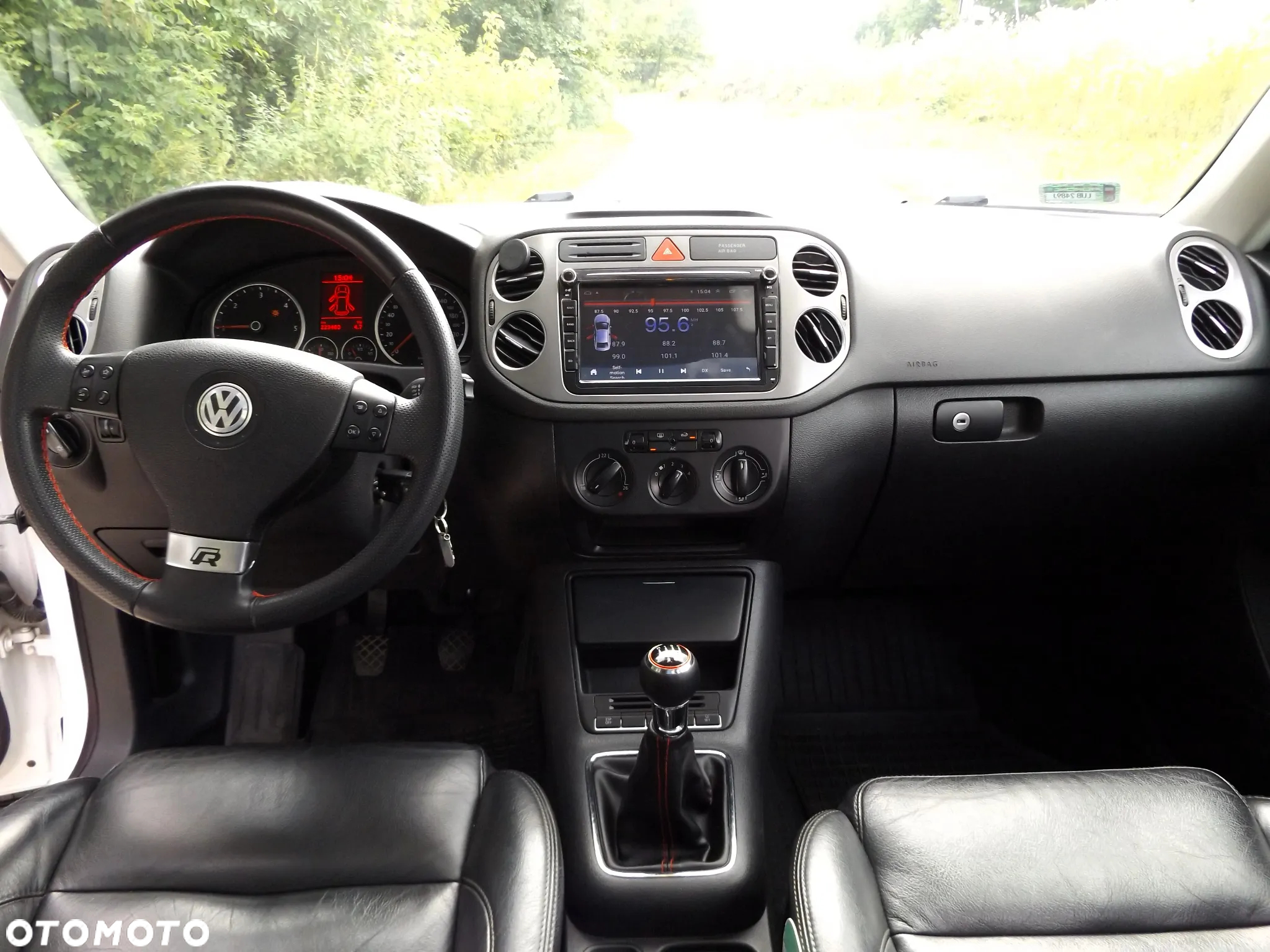 Volkswagen Tiguan 2.0 TDI CityStyle - 6