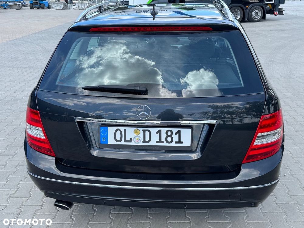Mercedes-Benz Klasa C 220 CDI Avantgarde - 4