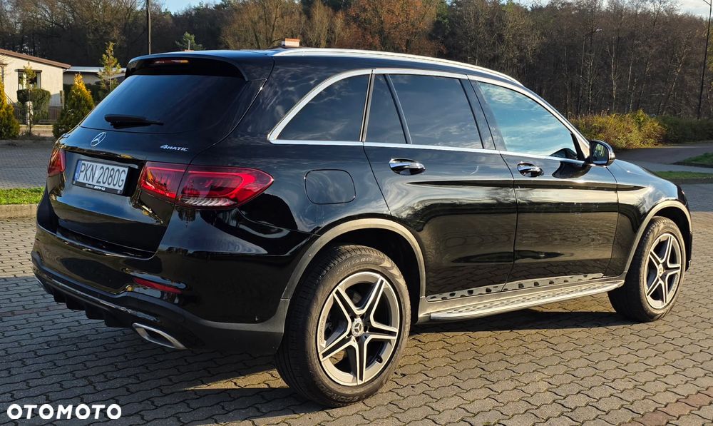 Mercedes-Benz GLC 300 4Matic 9G-TRONIC AMG Line - 6