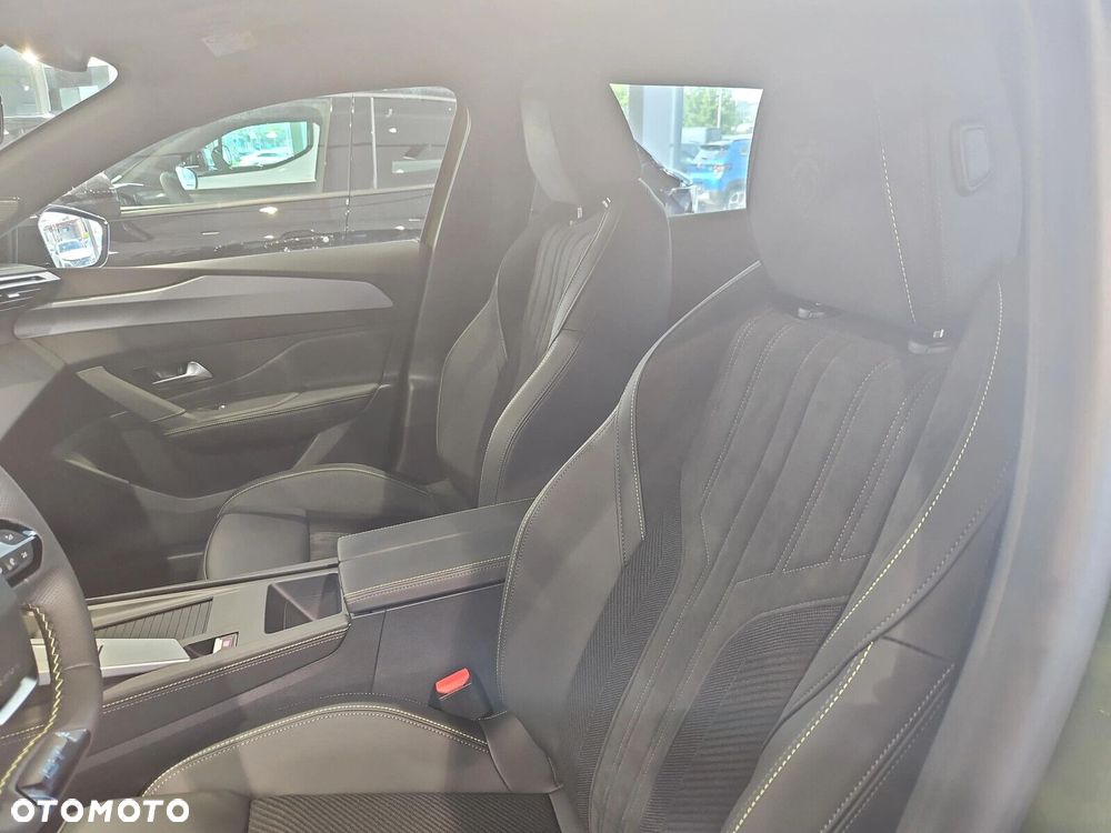 Peugeot 408 1.2 PureTech mHEV GT Exclusive S&S e-DCS6 - 10