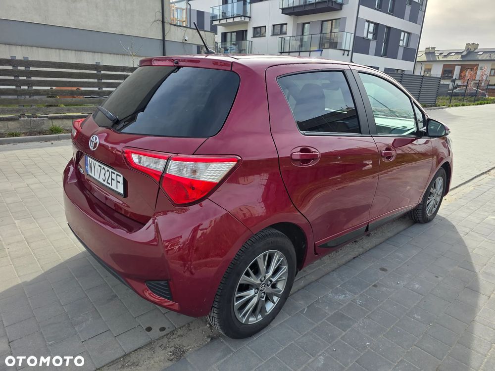 Toyota Yaris 1.5 Premium - 7