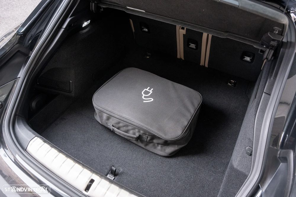 Porsche Taycan Sport Turismo GTS - 45