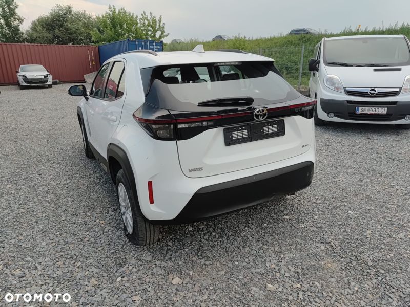 Toyota Yaris Cross Hybrid 1.5 Comfort - 16