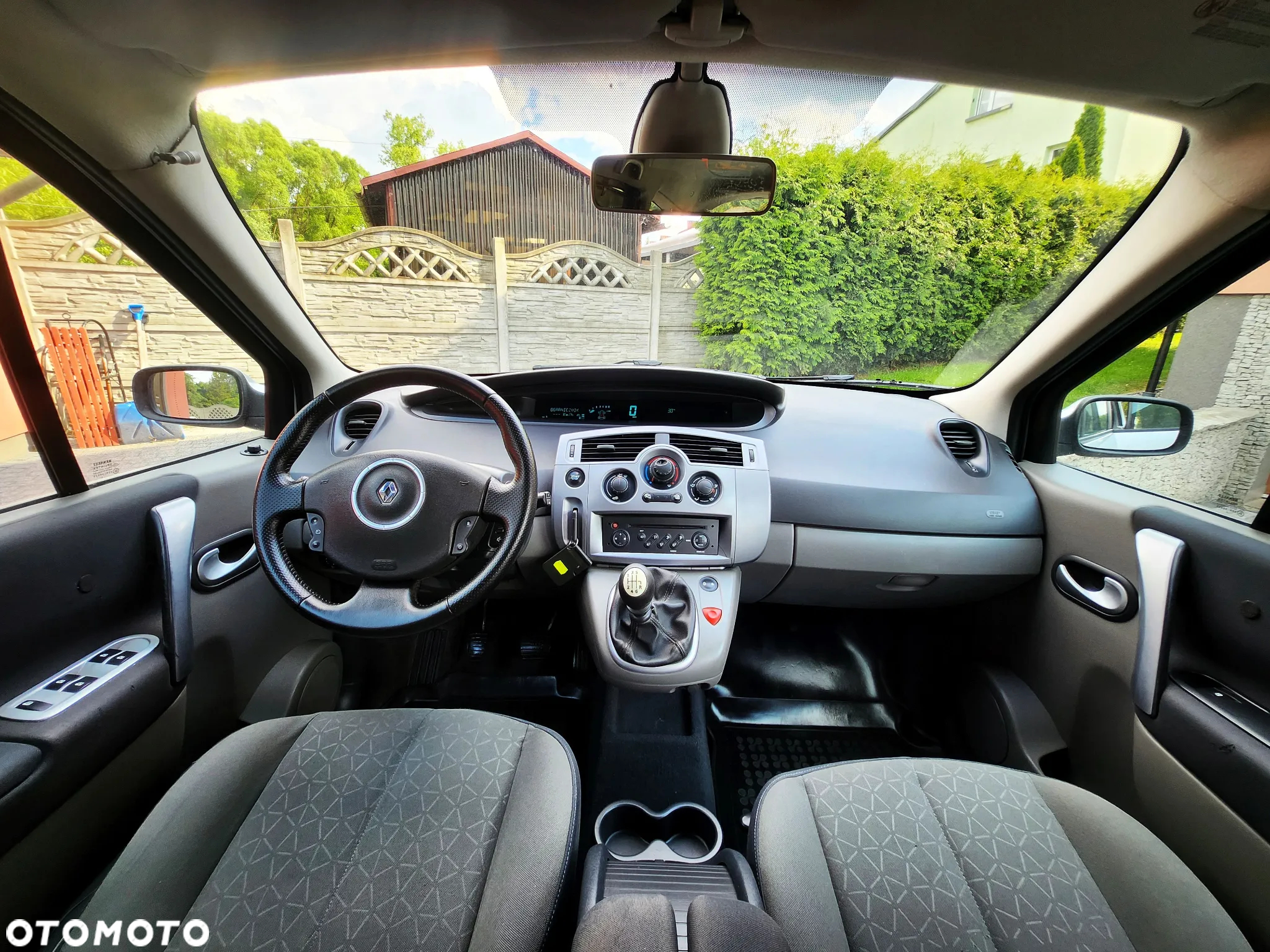 Renault Grand Scenic - 6