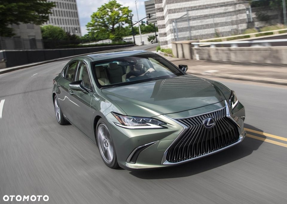 Lexus ES 300h Prestige - 1