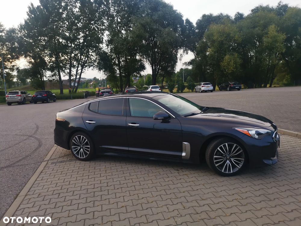 Kia Stinger - 4