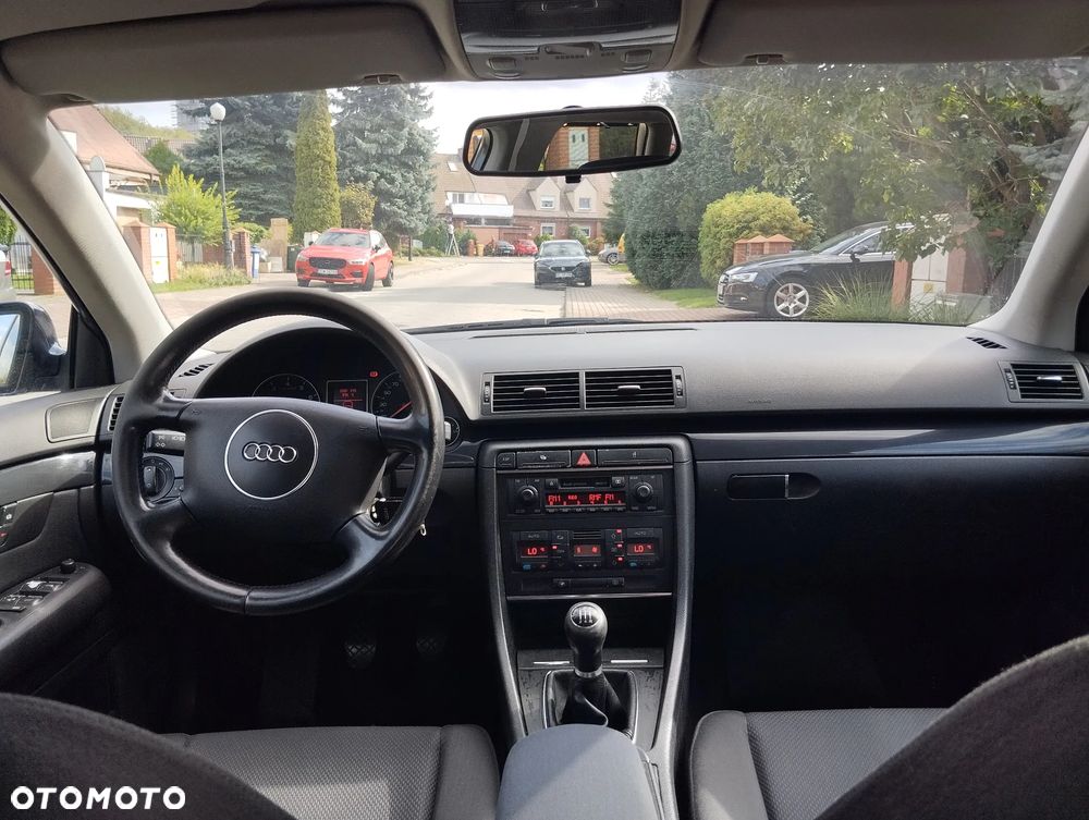 Audi A4 Avant - 17