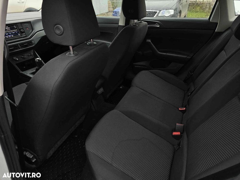 Volkswagen Polo - 13