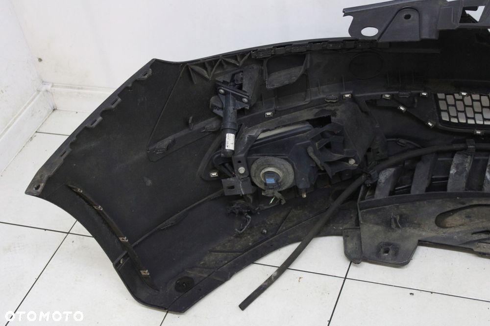 LANCIA CHRYSLER DELTA LIFT 2011R- ZDERZAK PRZEDNI PRZÓD - 11