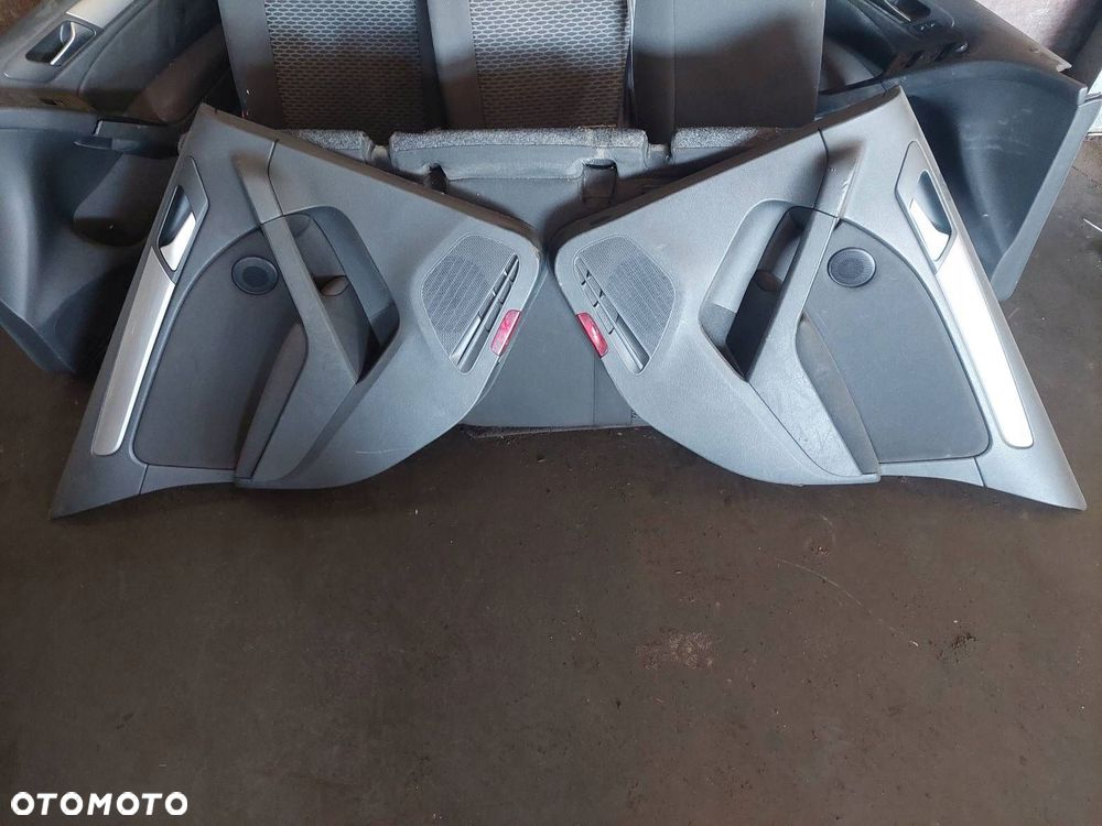FOTELE KOMPLET LEWY PRAWY KANAPA TYŁ + BOCZKI VOLKSWAGEN GOLF VI HB 5D - 10