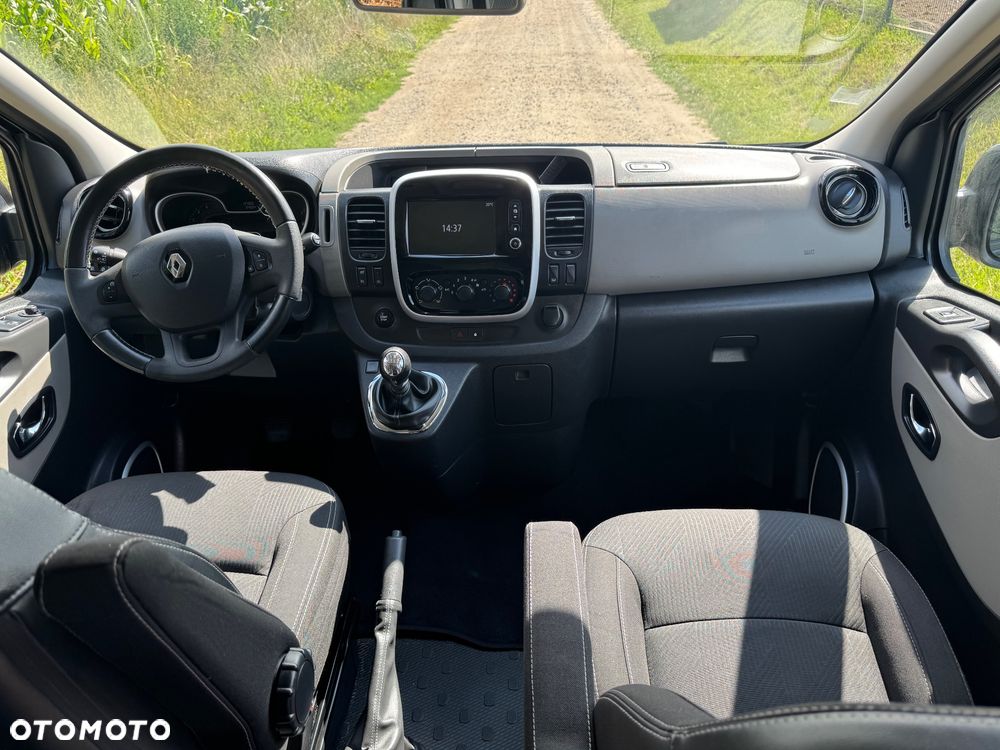 Renault Trafic - 18