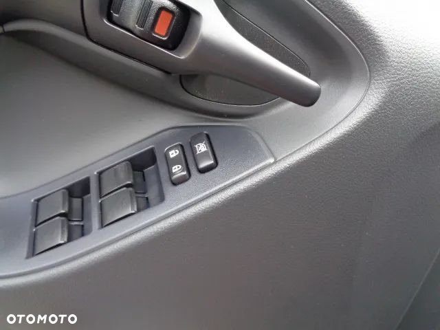 Toyota Verso 1.8 Prestige 7os EU6 - 23