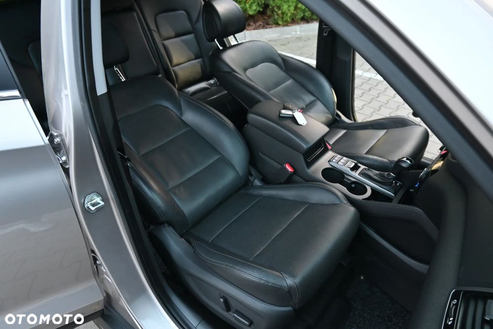 Hyundai Tucson 2.0 CRDI 4WD Automatik Premium - 38