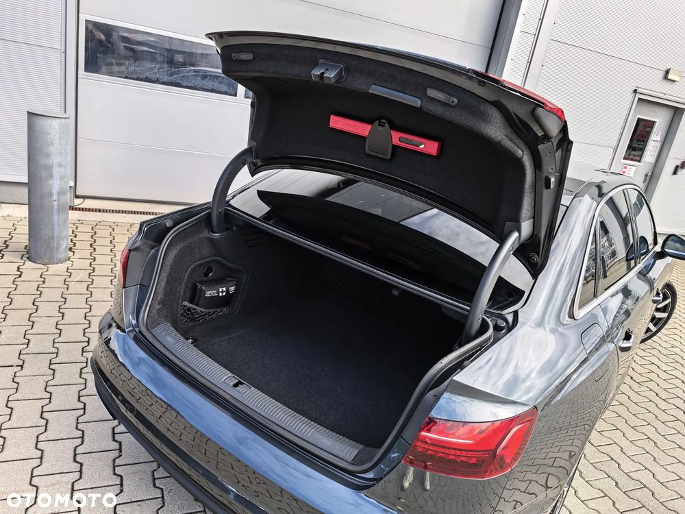 Audi A4 Limousine 35 TFSI mHEV S tronic - 31