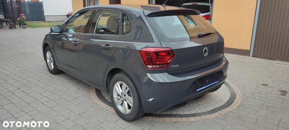 Volkswagen Polo - 11