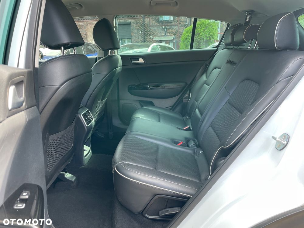 Kia Sportage 1.6 GDI 2WD DREAM-TEAM EDITION - 20