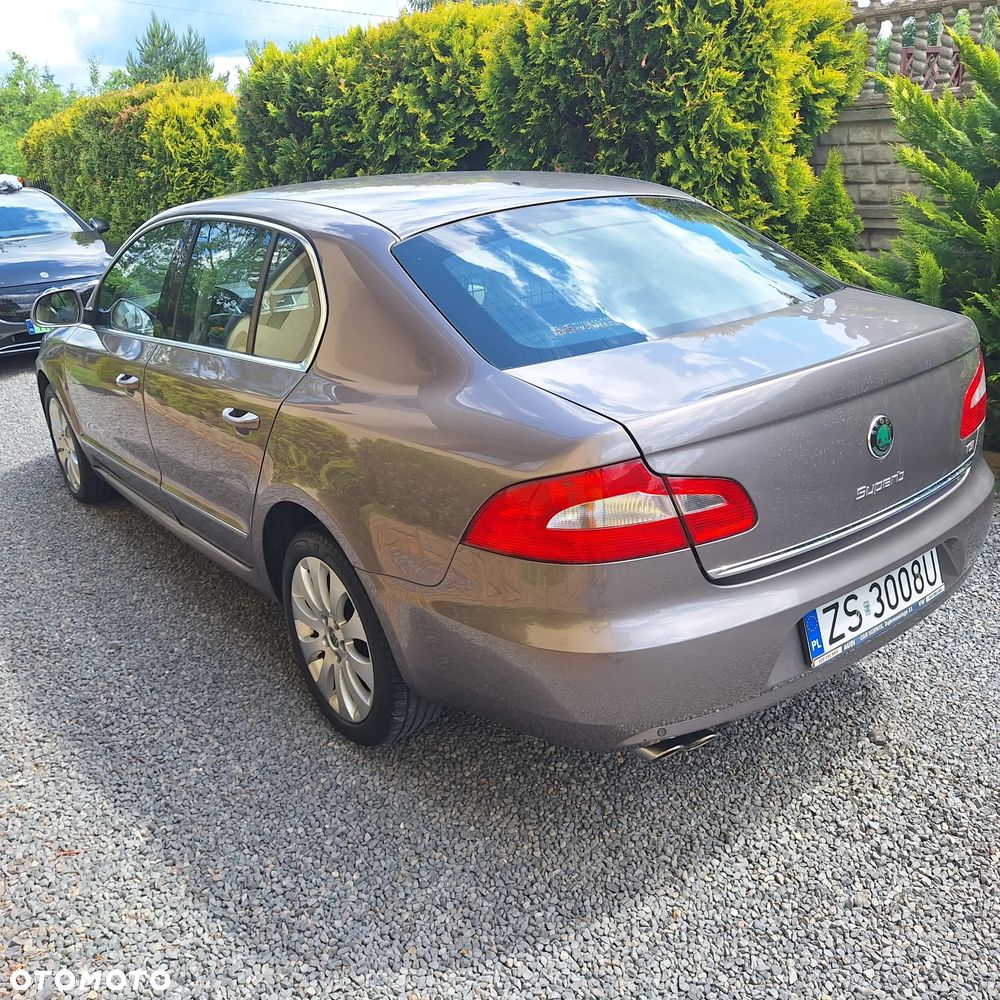 Skoda Superb 1.8 TSI Platinum DSG - 3