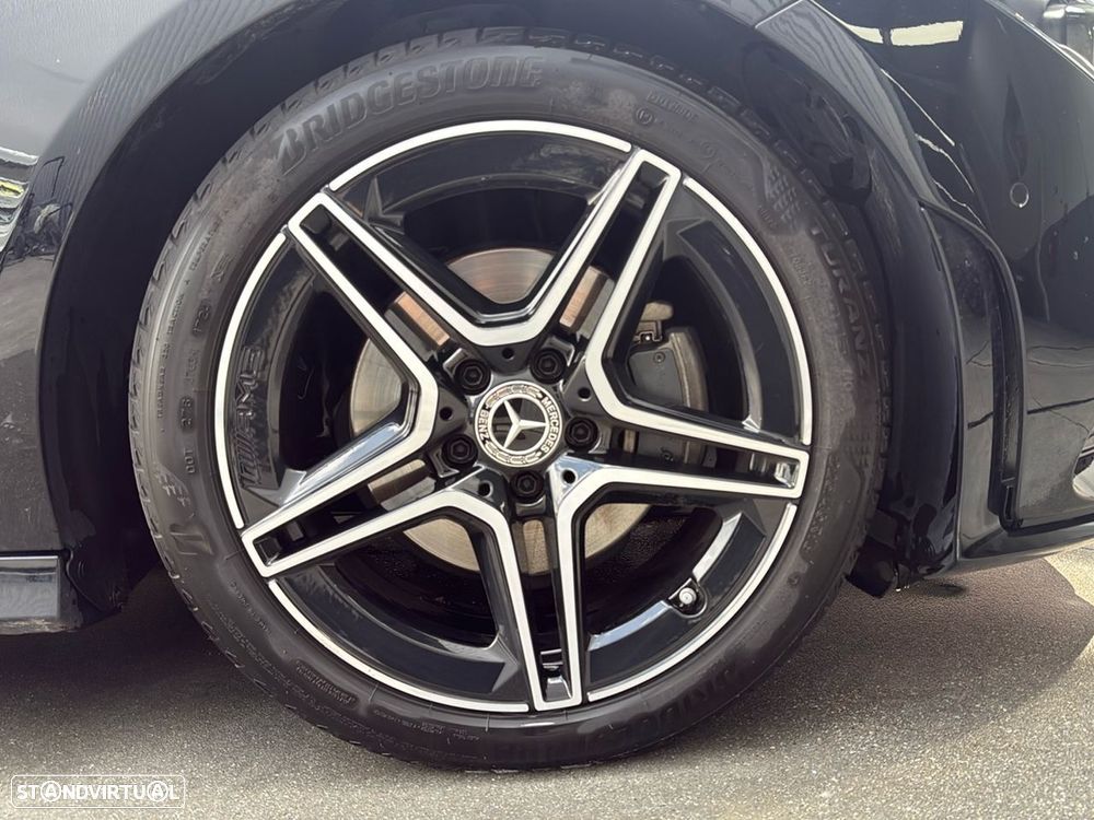 Mercedes-Benz CLA 180 d Shooting Brake AMG Line Aut. - 22