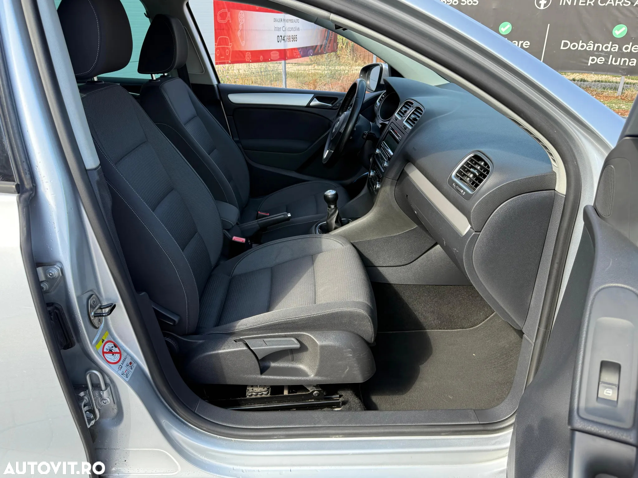 Volkswagen Golf - 11