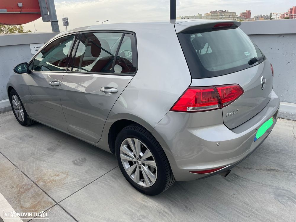 VW Golf 1.6 TDi Confortline - 10