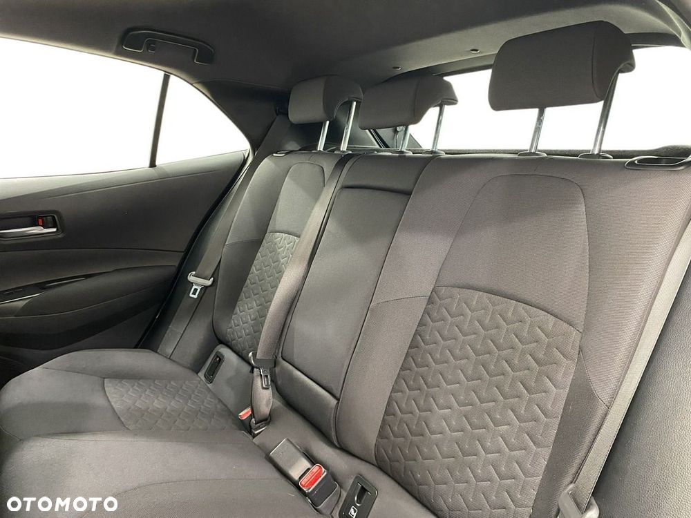 Toyota Corolla - 16