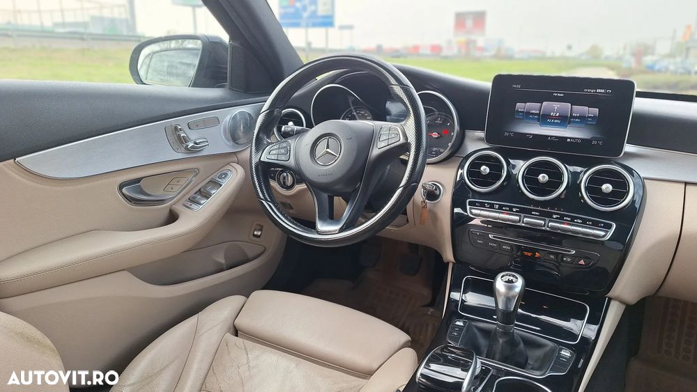 Mercedes-Benz C - 11